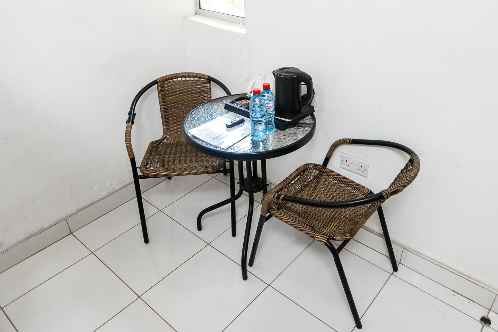Aparthotel Harry'S Kisumu Oasis Exterior foto